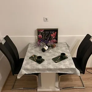 Apartment Leona, Split