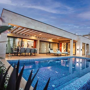 Apartment Penthouse Vinci, Split